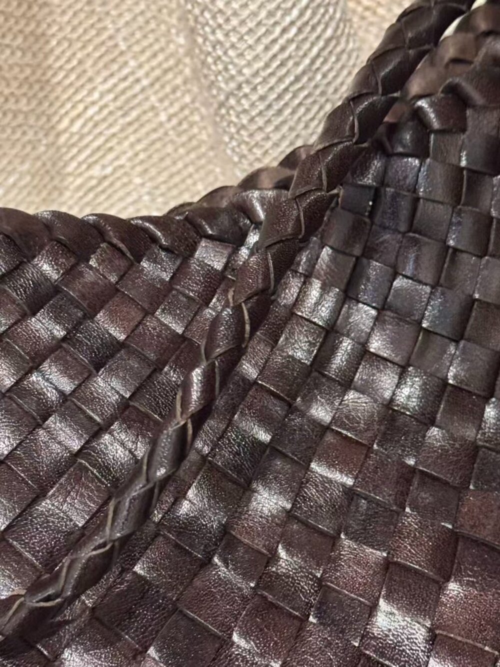 Dragon Diffusion Metallic Burgundy Woven Leather Shoulder Bag - Picture 10 of 11